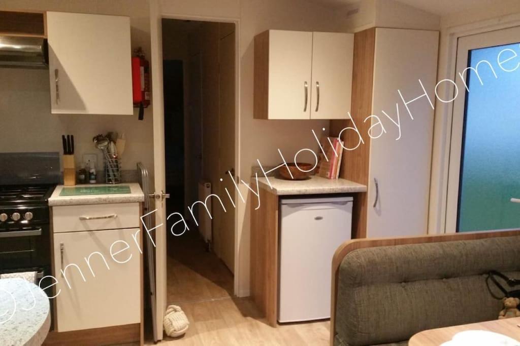 Jenner Family Holiday Homes At Tattershall Lakes ドッグダイク エクステリア 写真
